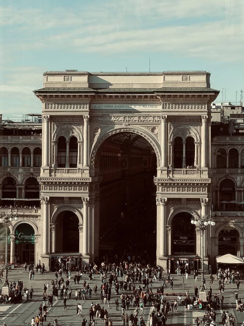 Galleria Vittorio Emanuele II Entrance - Image 1
