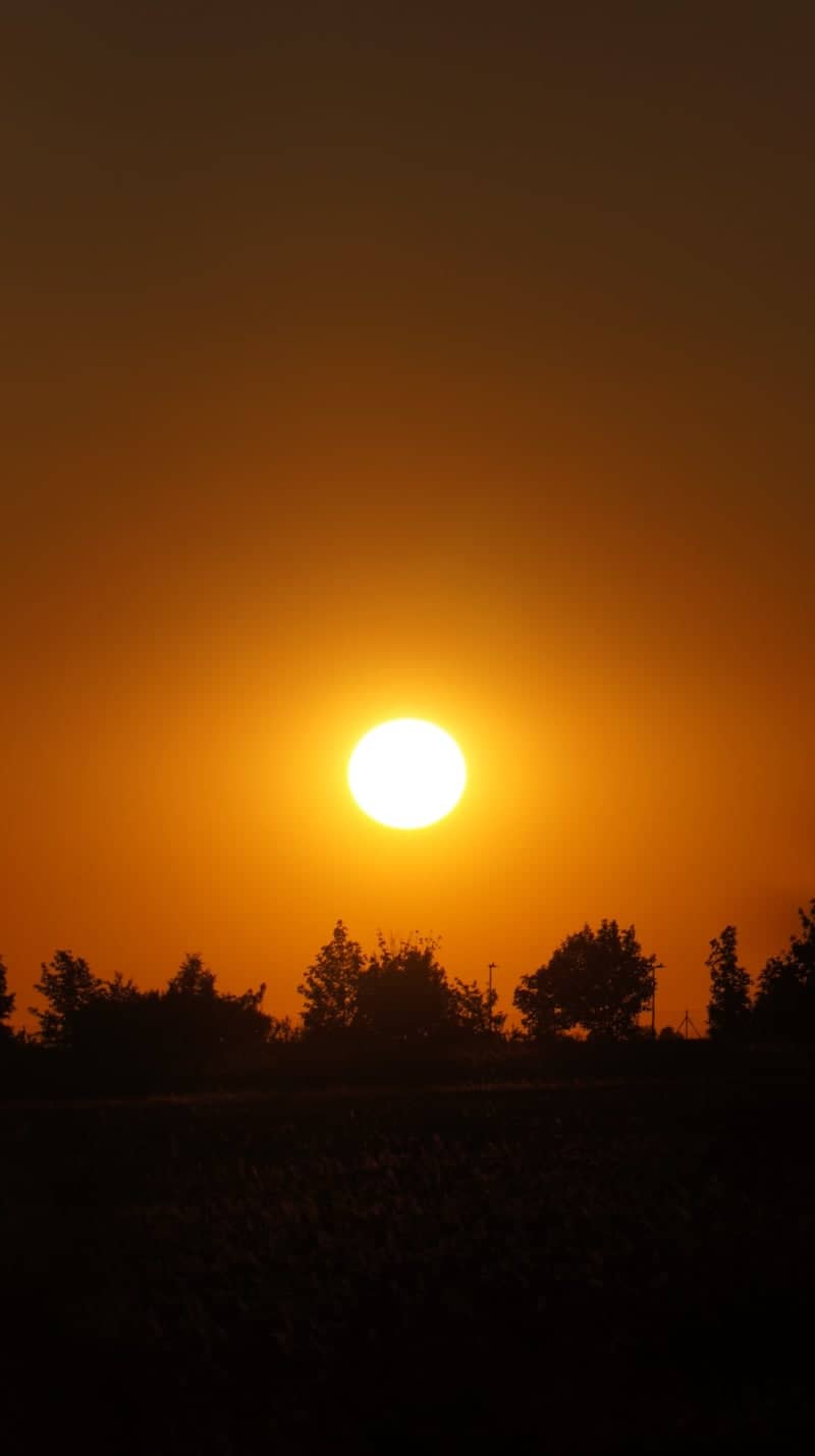 Kyje Sunset Fields - Image 1