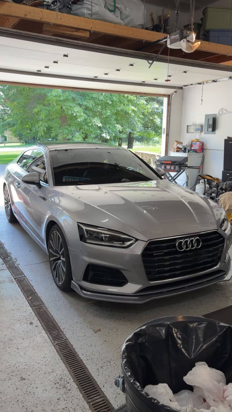 Suburban Garage Automotive Spot - Image 1