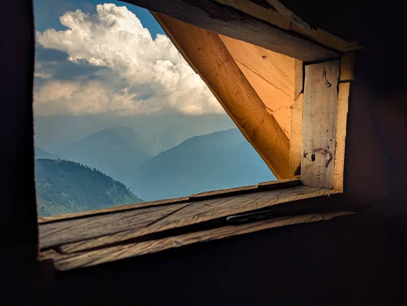 Kaghan Valley Mountain View - Image 1