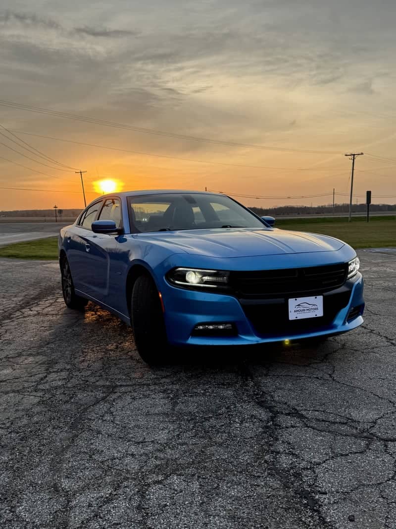 Amousi Motors Sunset Lot - Image 1