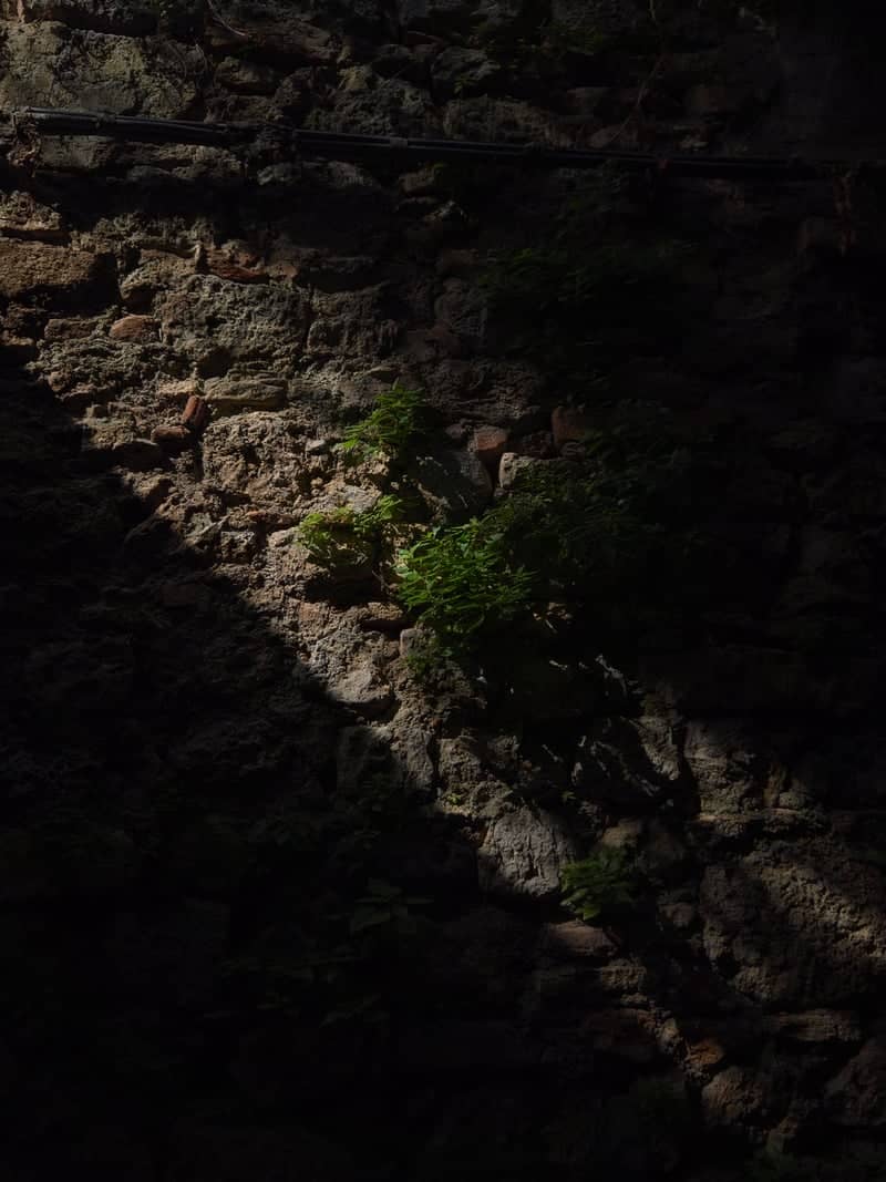 Medieval Alleys of San Gimignano - Image 1