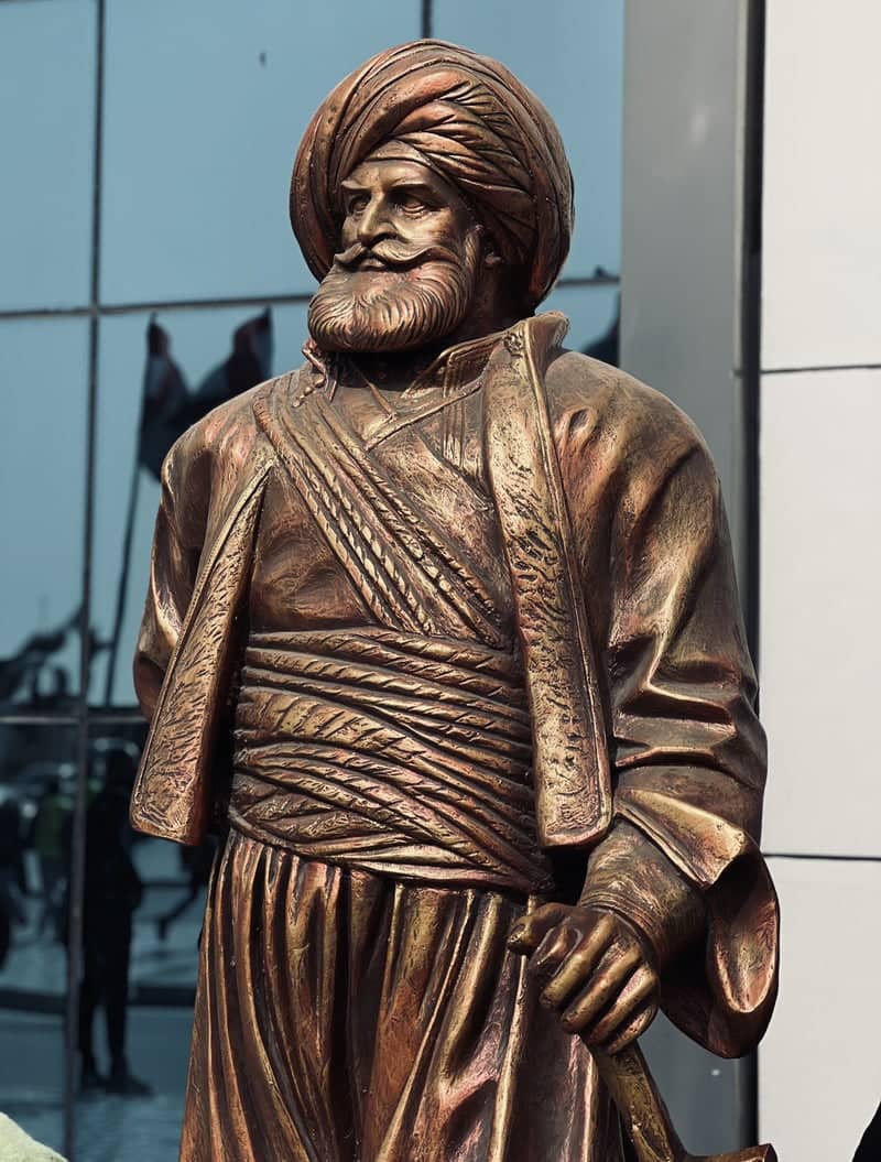 Historical Bronze Statue, New Cairo - Image 1
