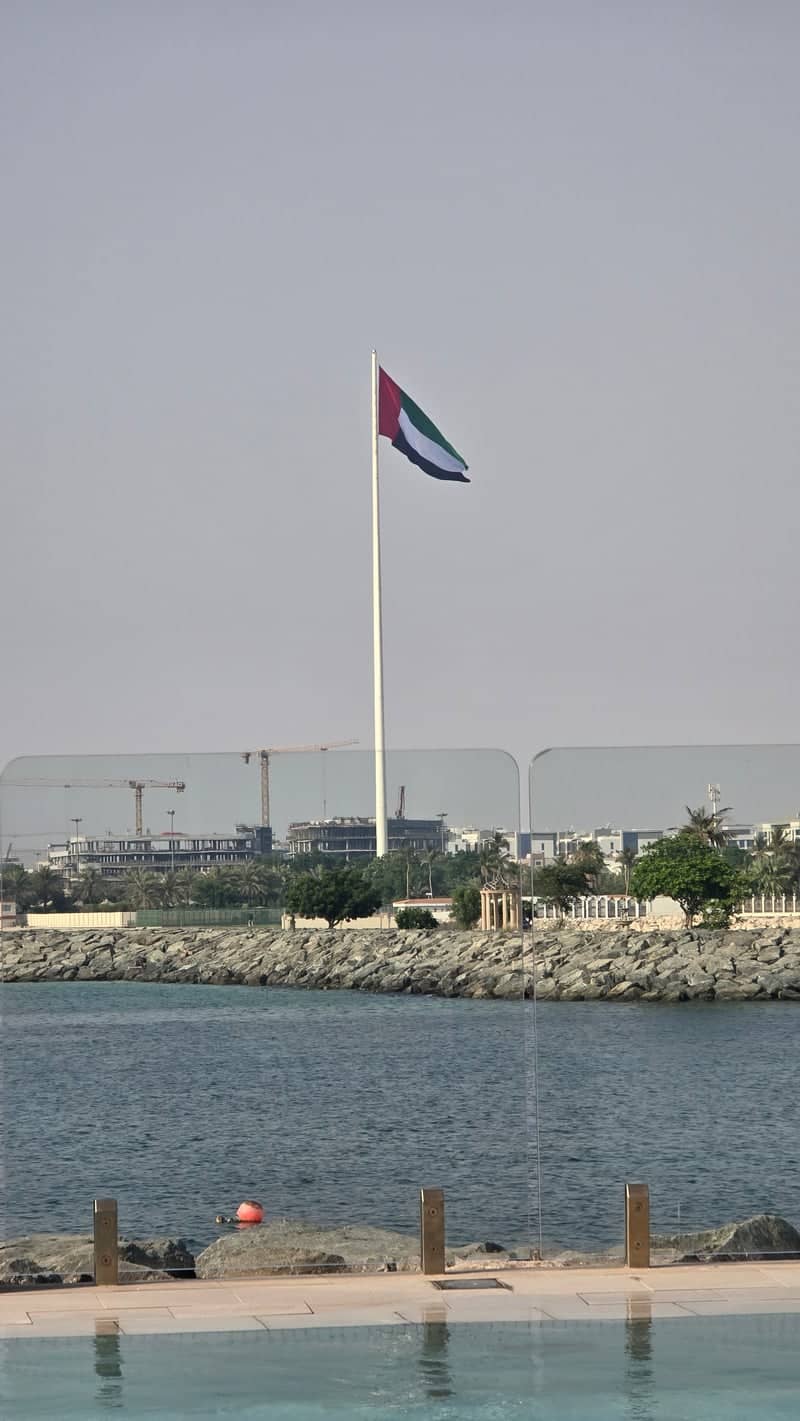 Union Flagpole, Jumeirah - Image 1