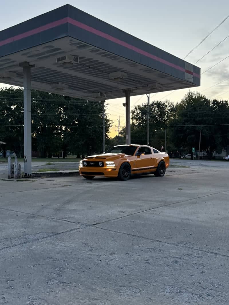 Royalton Gas Station Canopy - Image 1