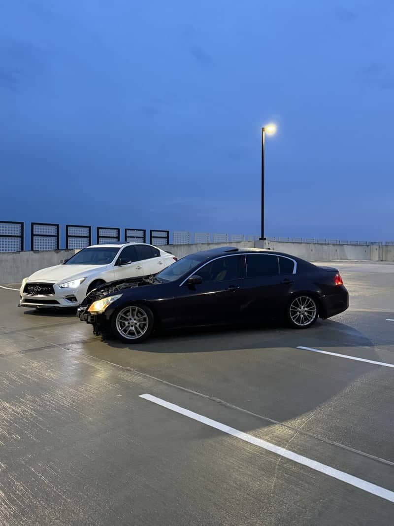 Memorial Parkway Rooftop Parking - Image 1