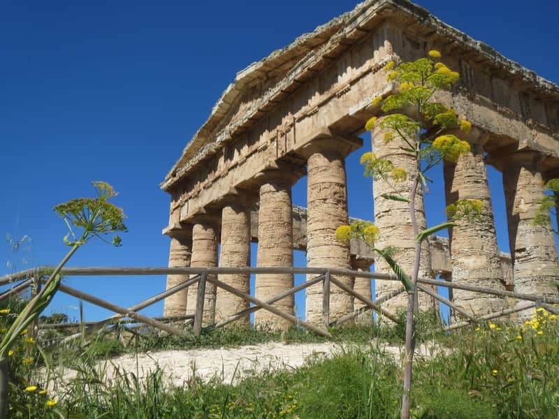 Temple of Segesta - Image 1