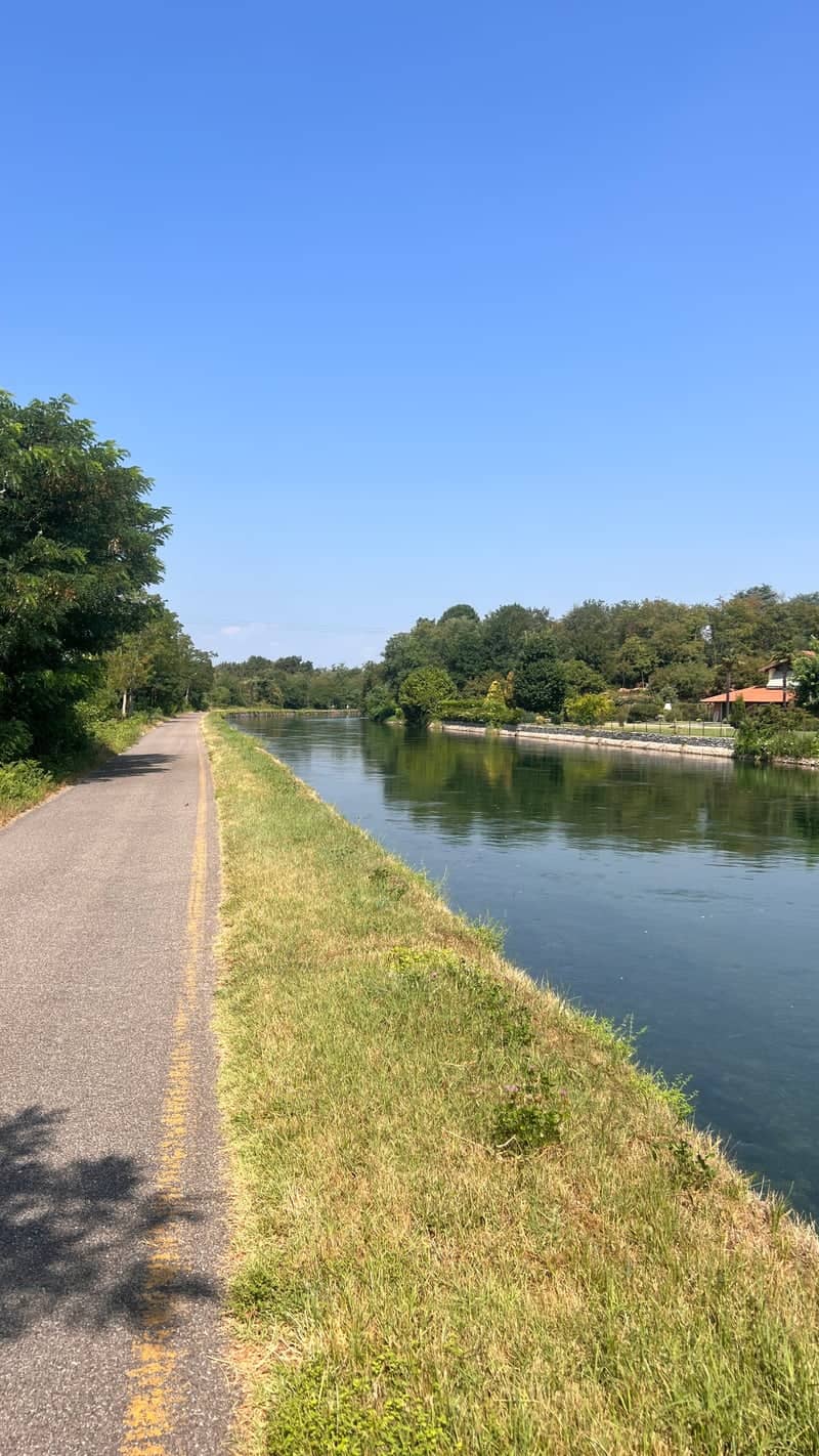 Naviglio Grande at Bernate Ticino - Image 1