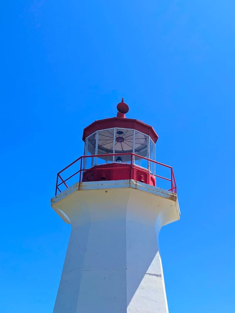 Cap-des-Rosiers Lighthouse - Image 1