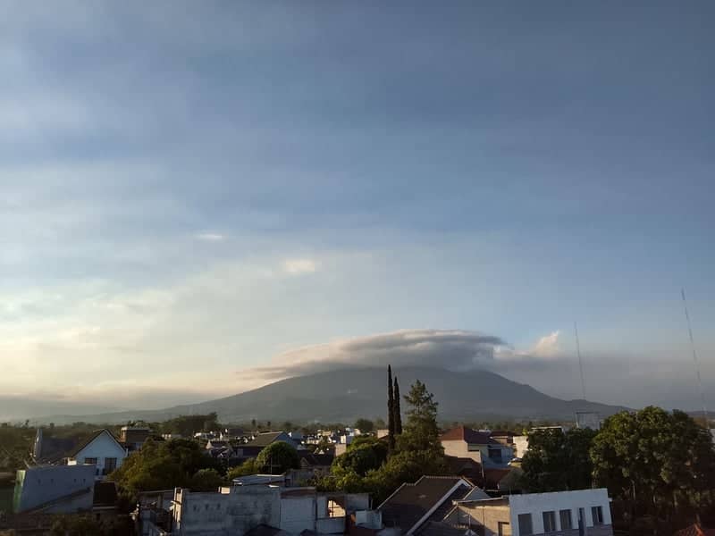 Mount Arjuno Viewpoint from Malang - Image 1
