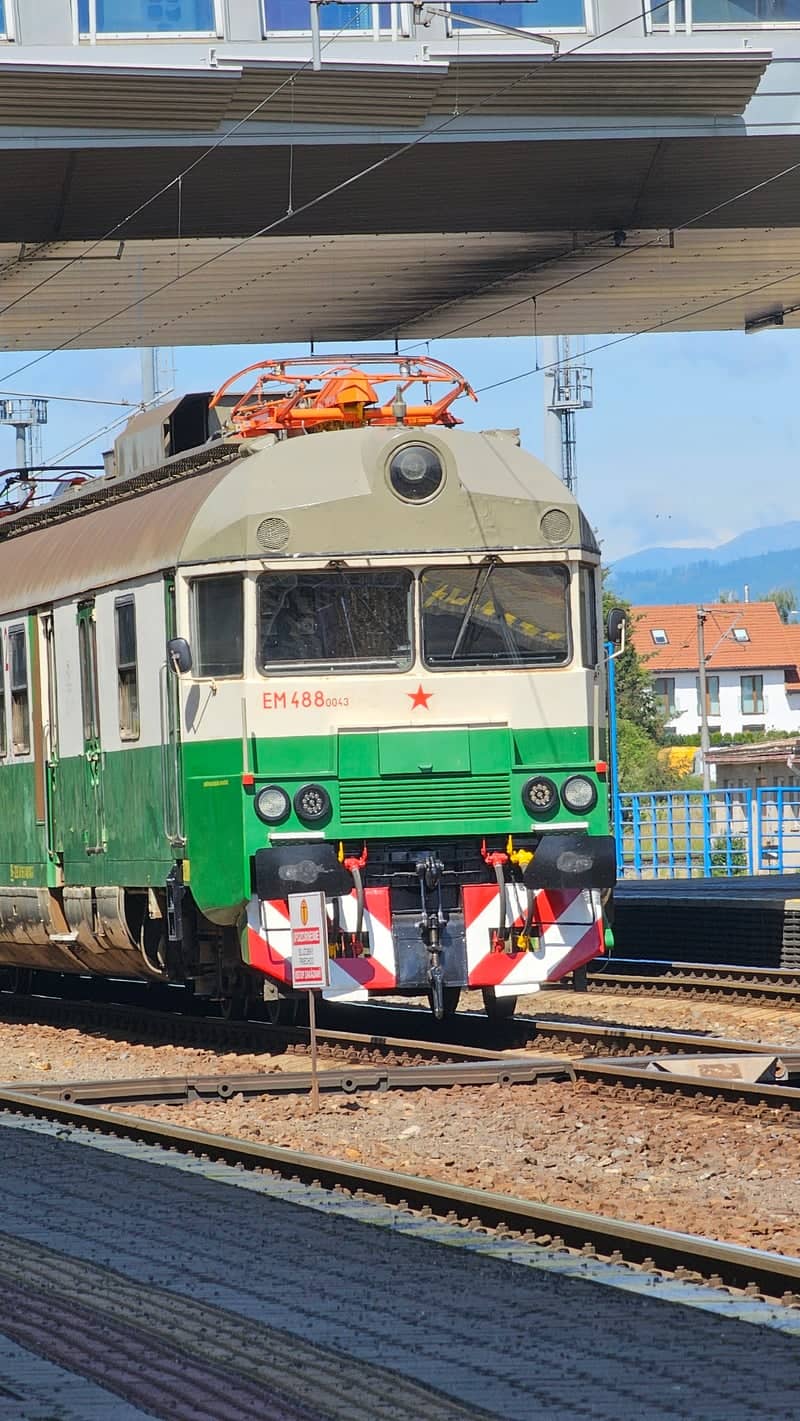 Poprad-Tatry Railway Station - Image 1