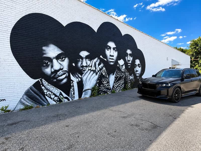Jackson 5 Mural - Image 2
