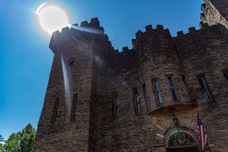 Loveland Castle (Château Laroche) - Image 1