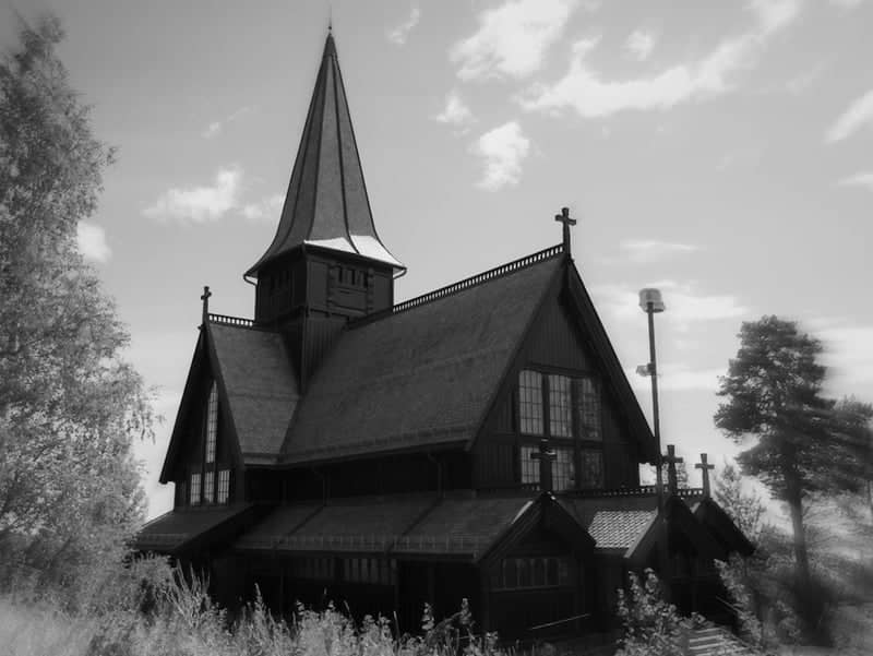 Historic Dragestil Architecture in Drøbak - Image 2