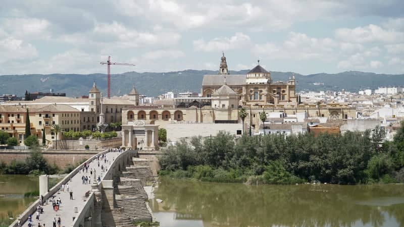 Roman Bridge and Mosque-Cathedral of Córdoba - Image 1