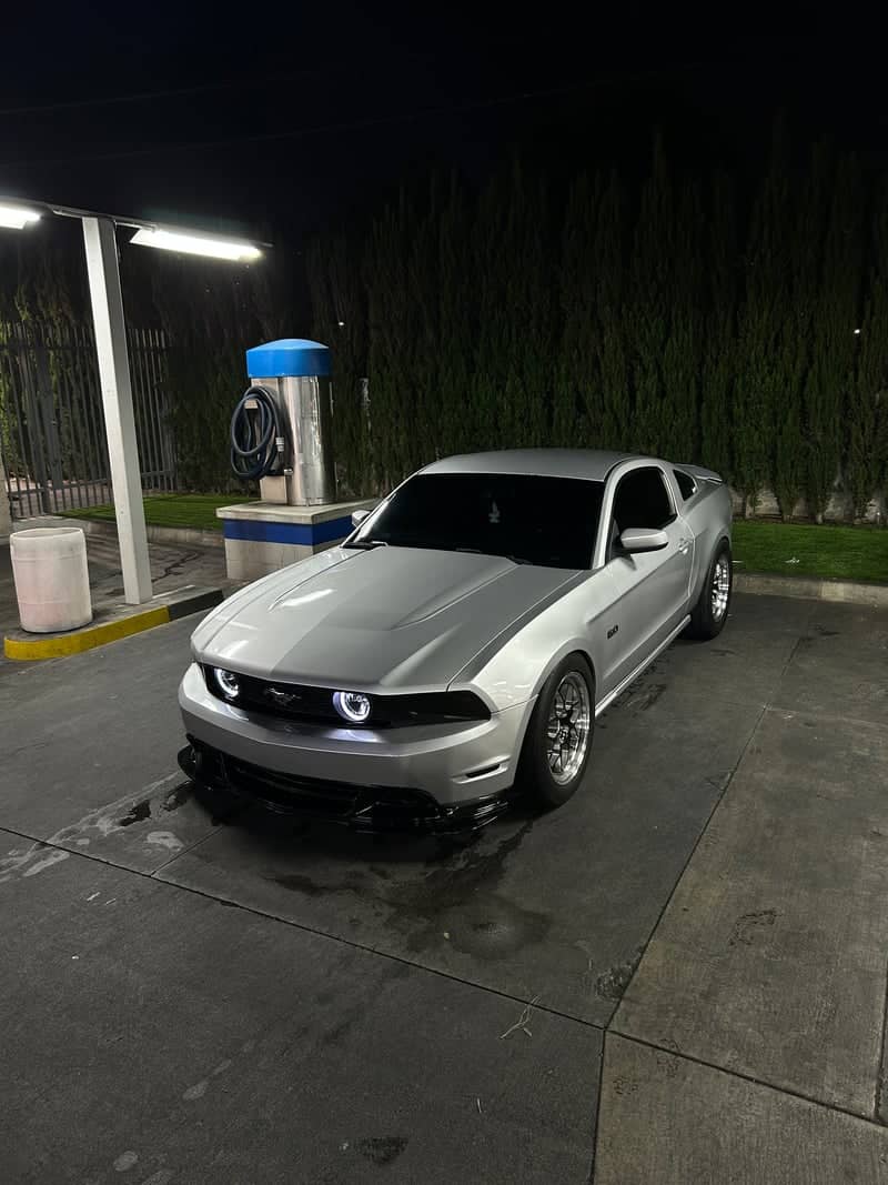 Buena Park Car Wash - Image 1