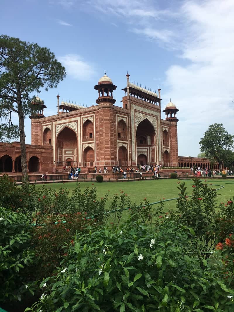 Great Gate of the Taj Mahal - Image 1
