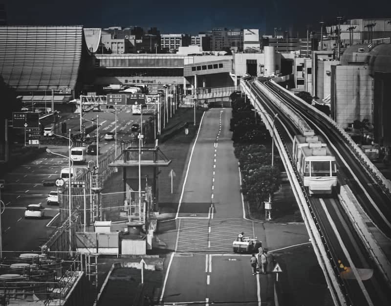 Taoyuan International Airport Terminal 1 Overlook - Image 1
