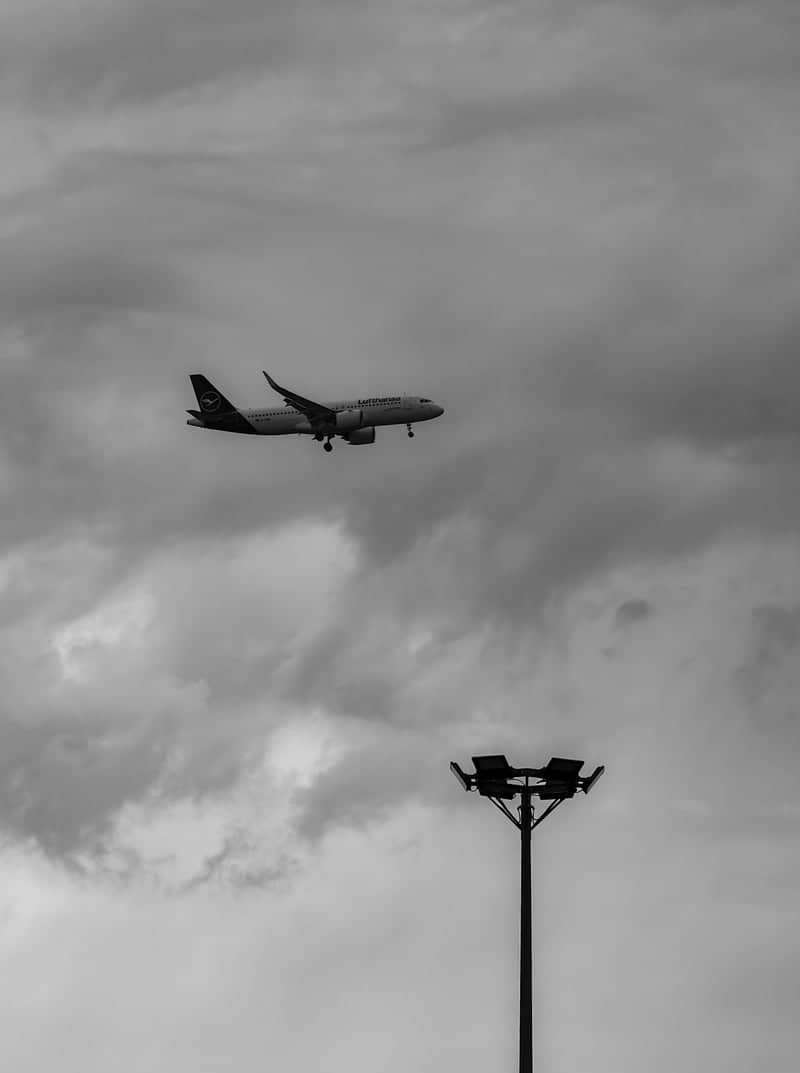 Porto Airport Flight Path - Image 1