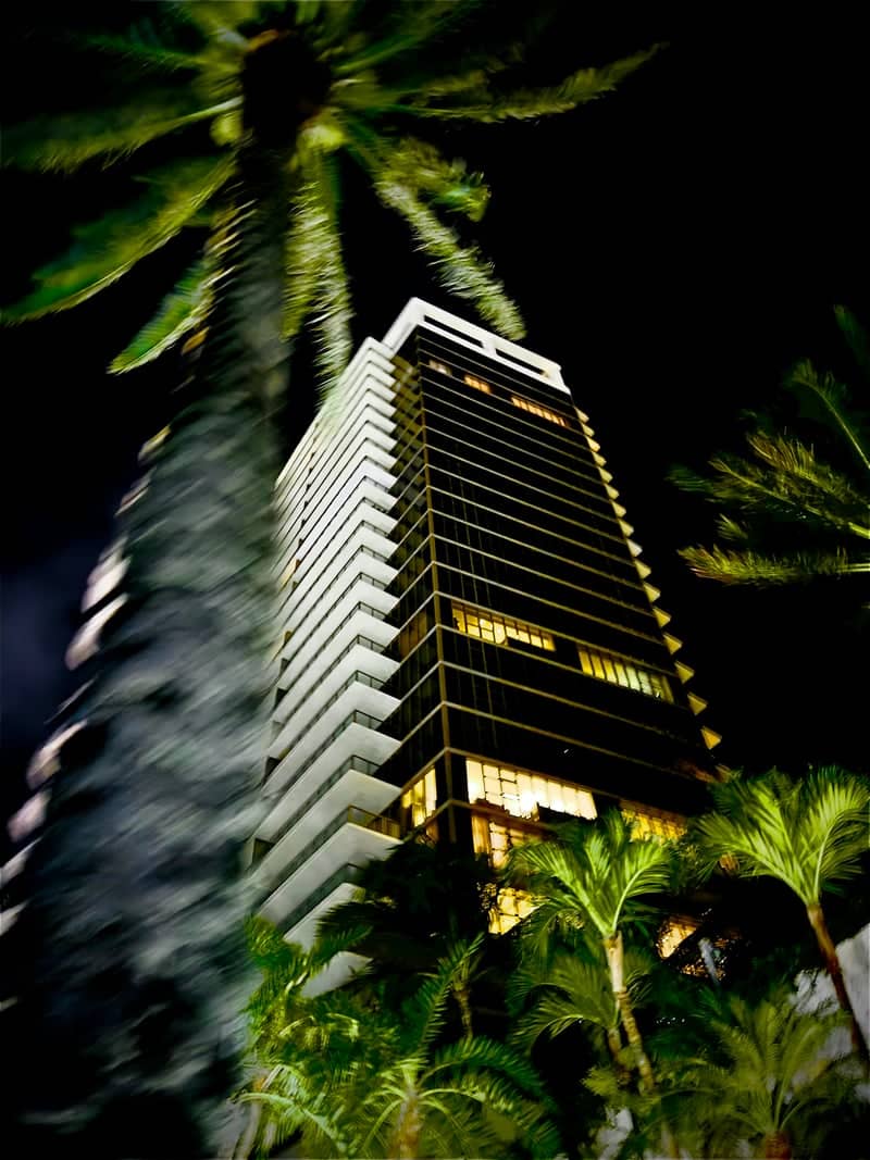 St. Regis Bal Harbour Resort - Image 1