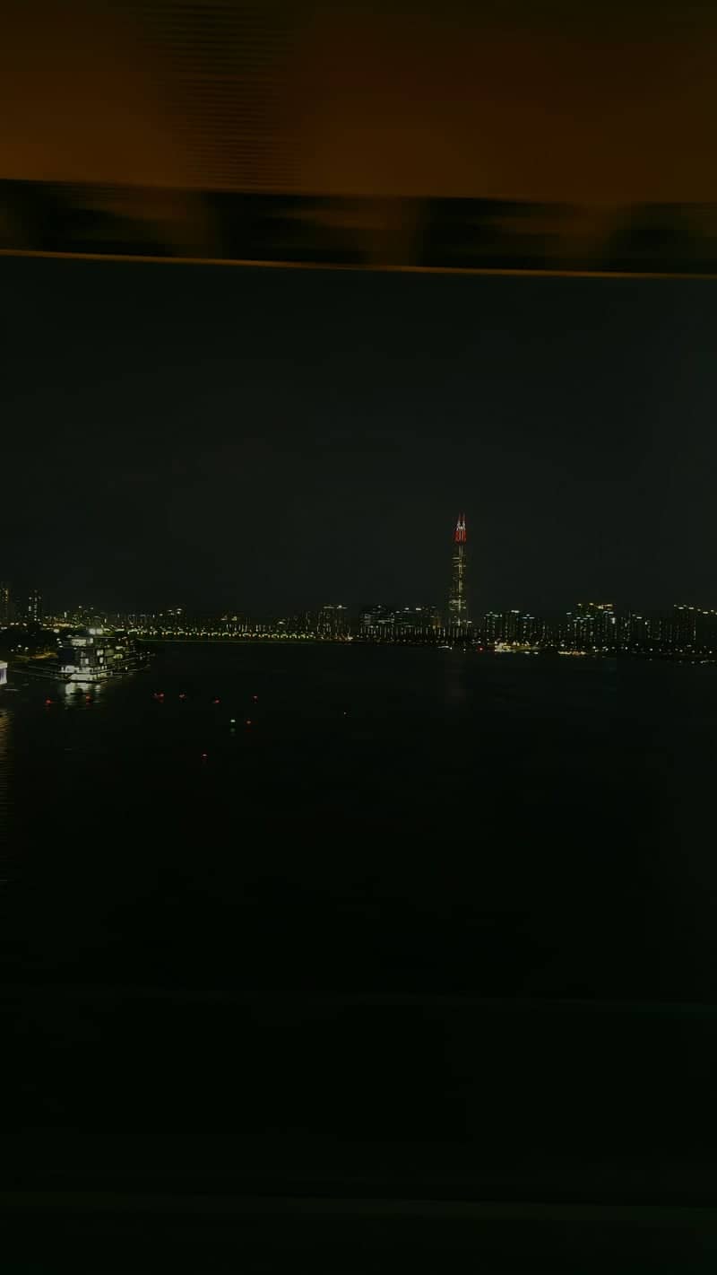 Lotte World Tower Skyline - Image 1