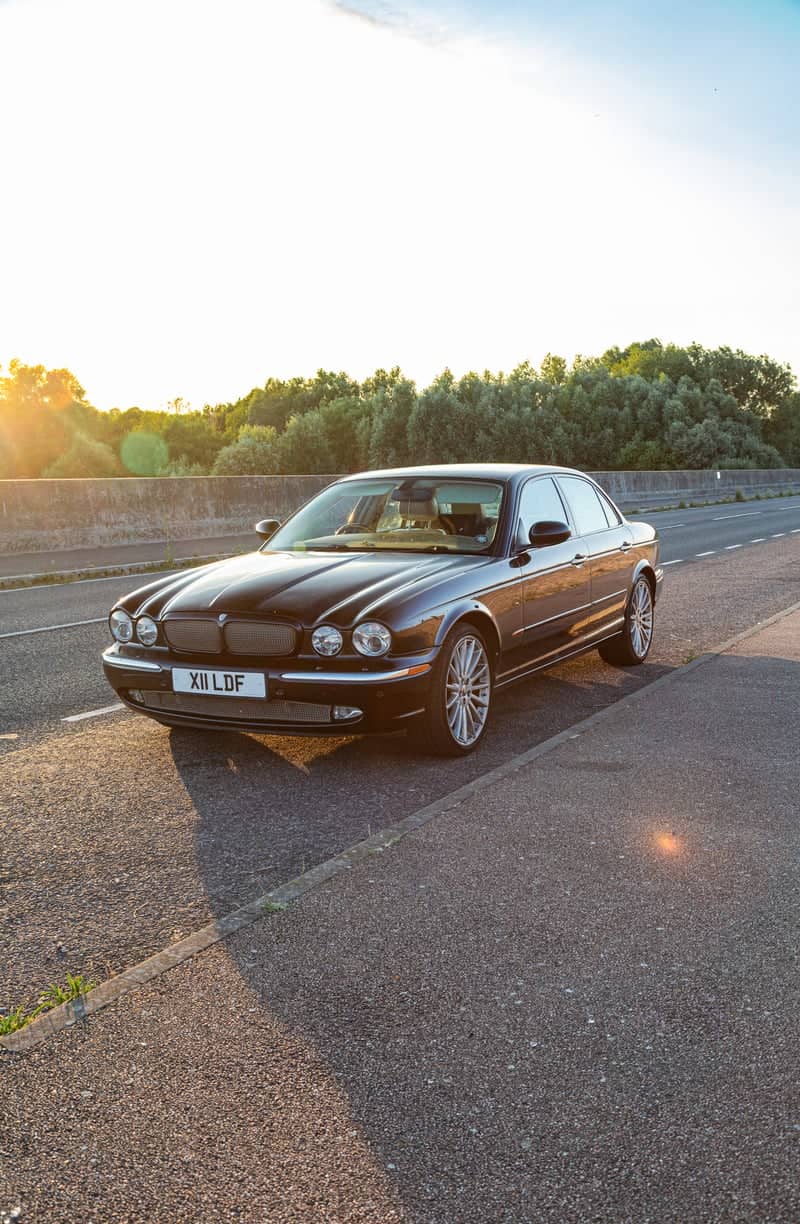 A12 Roadside Overlook, Essex - Image 1