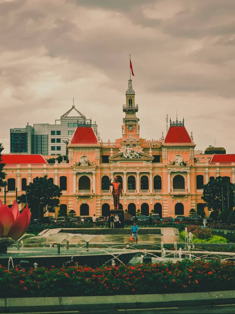 Ho Chi Minh City People's Committee Building - Image 1