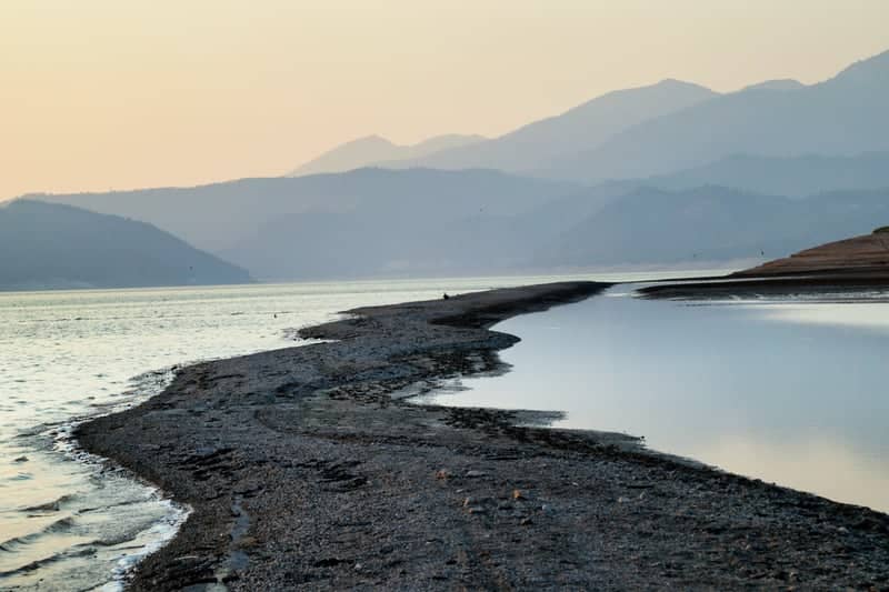 Palisades Reservoir Shoreline - Image 1