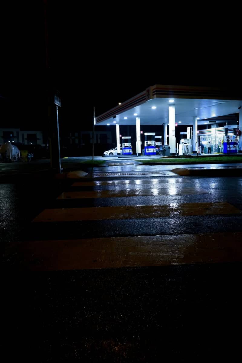 Newport 7-Eleven Nightscape - Image 1