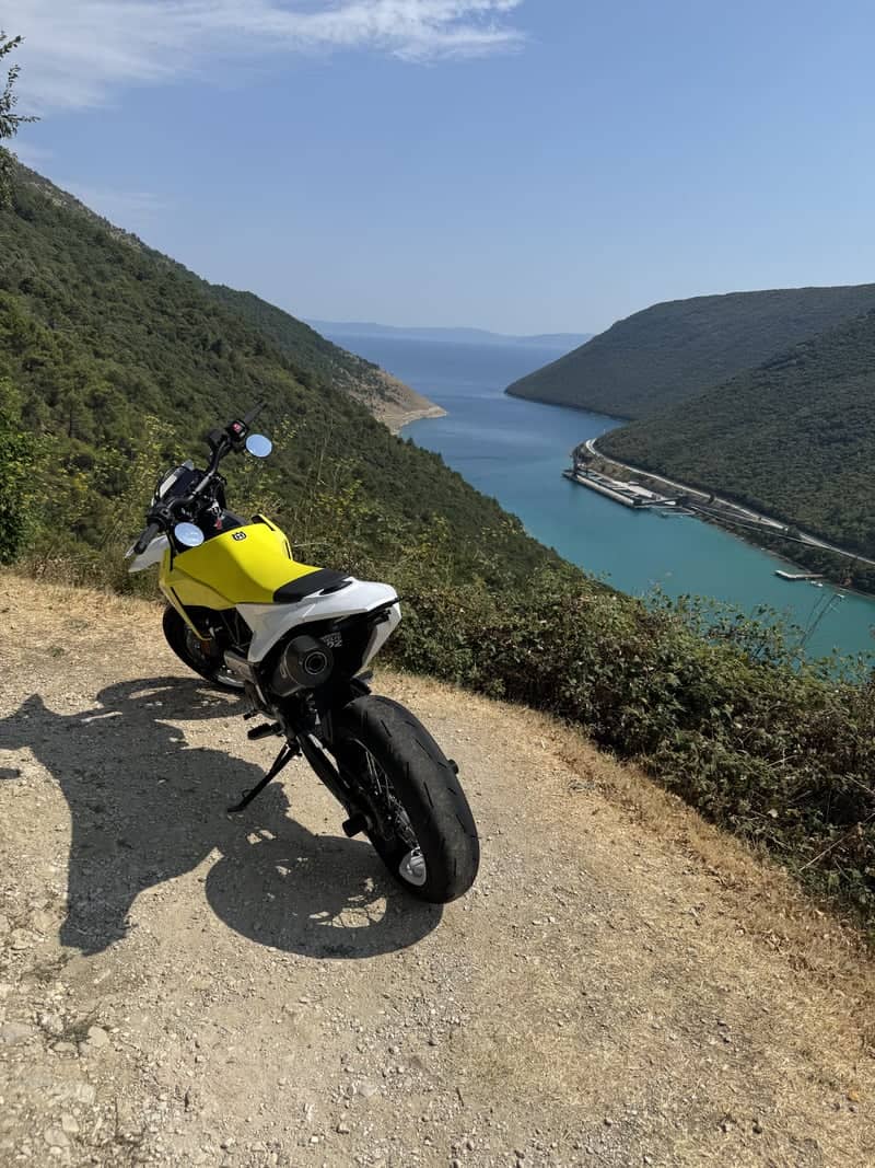 Plomin Bay Overlook - Image 1
