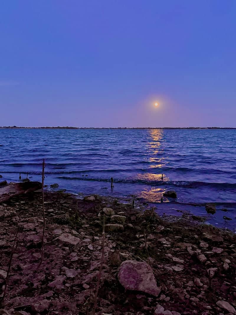 El Dorado Lake Shoreline - Image 1