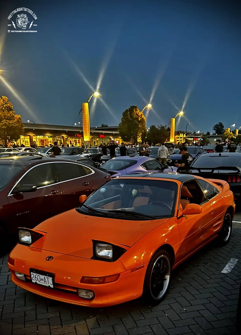 Market Crossing Car Meet - Image 1