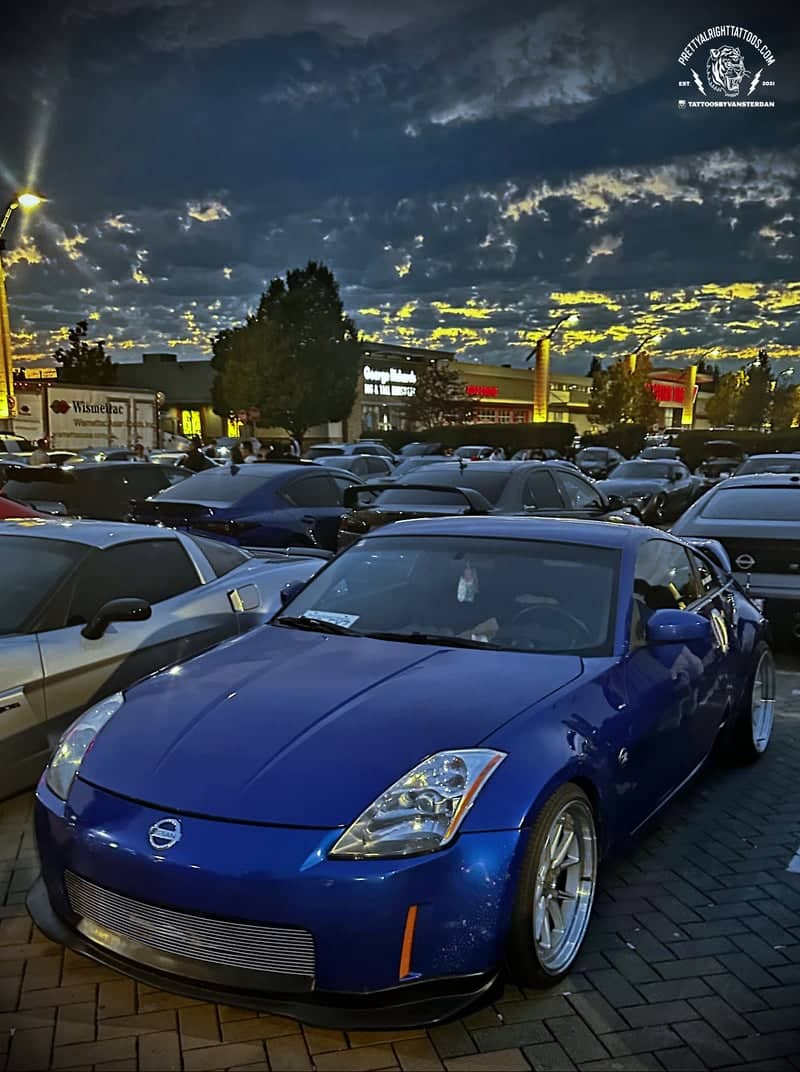 Market Crossing Car Meet - Image 1