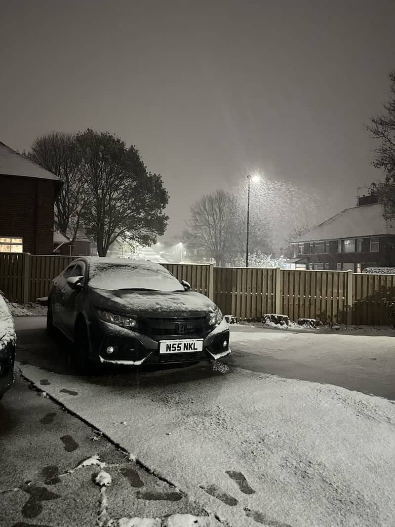 Sheffield Suburban Winter Scene - Image 1