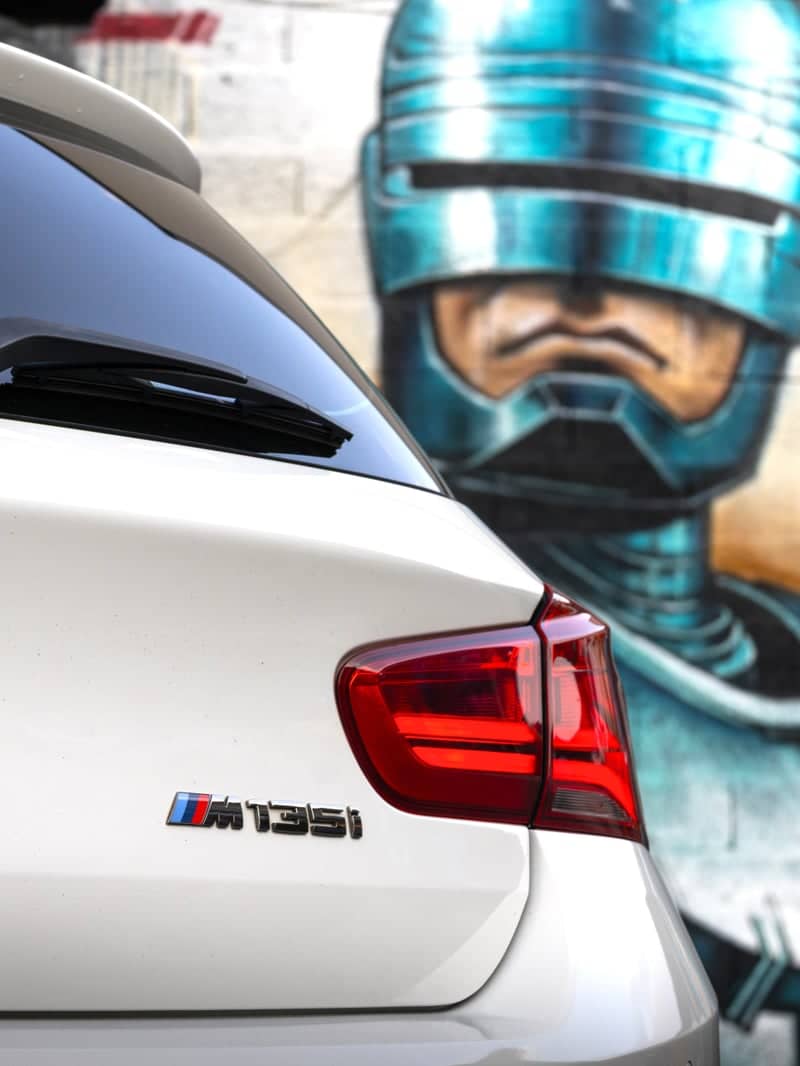RoboCop Mural Urban Spot - Image 2