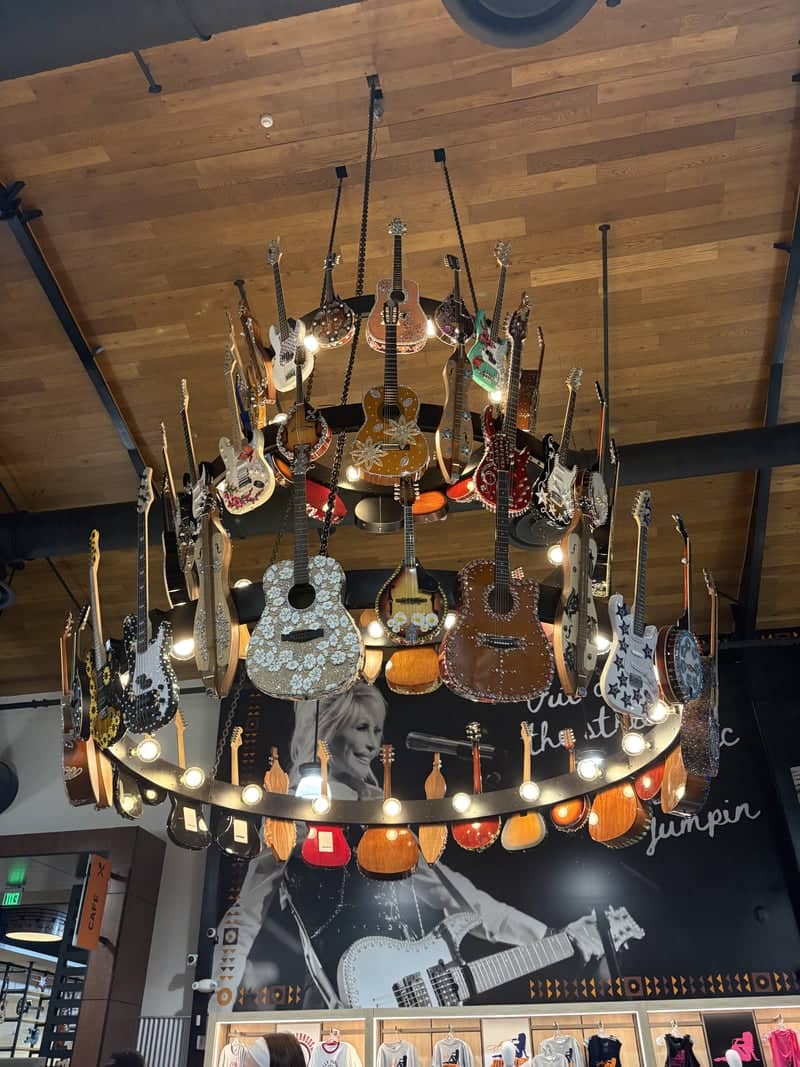 Buc-ee's Guitar Chandelier - Image 1