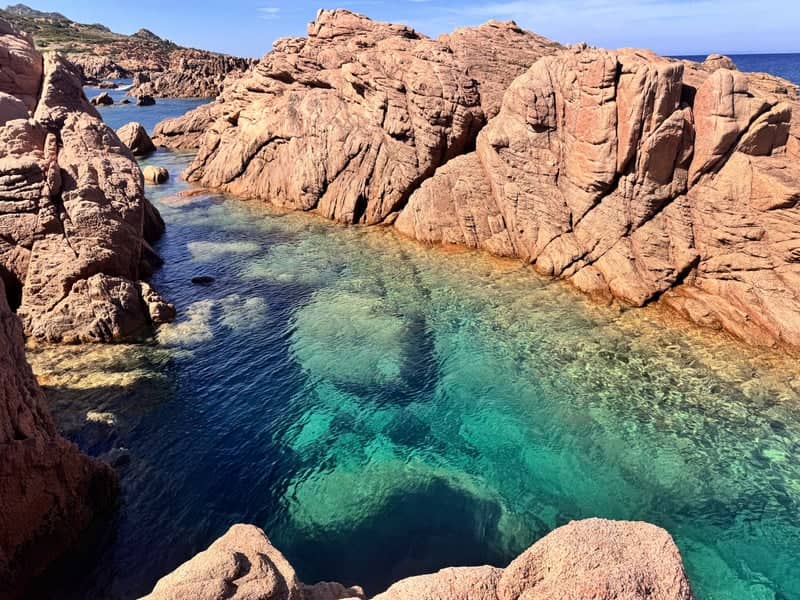 Costa Paradiso Red Rocks - Image 1