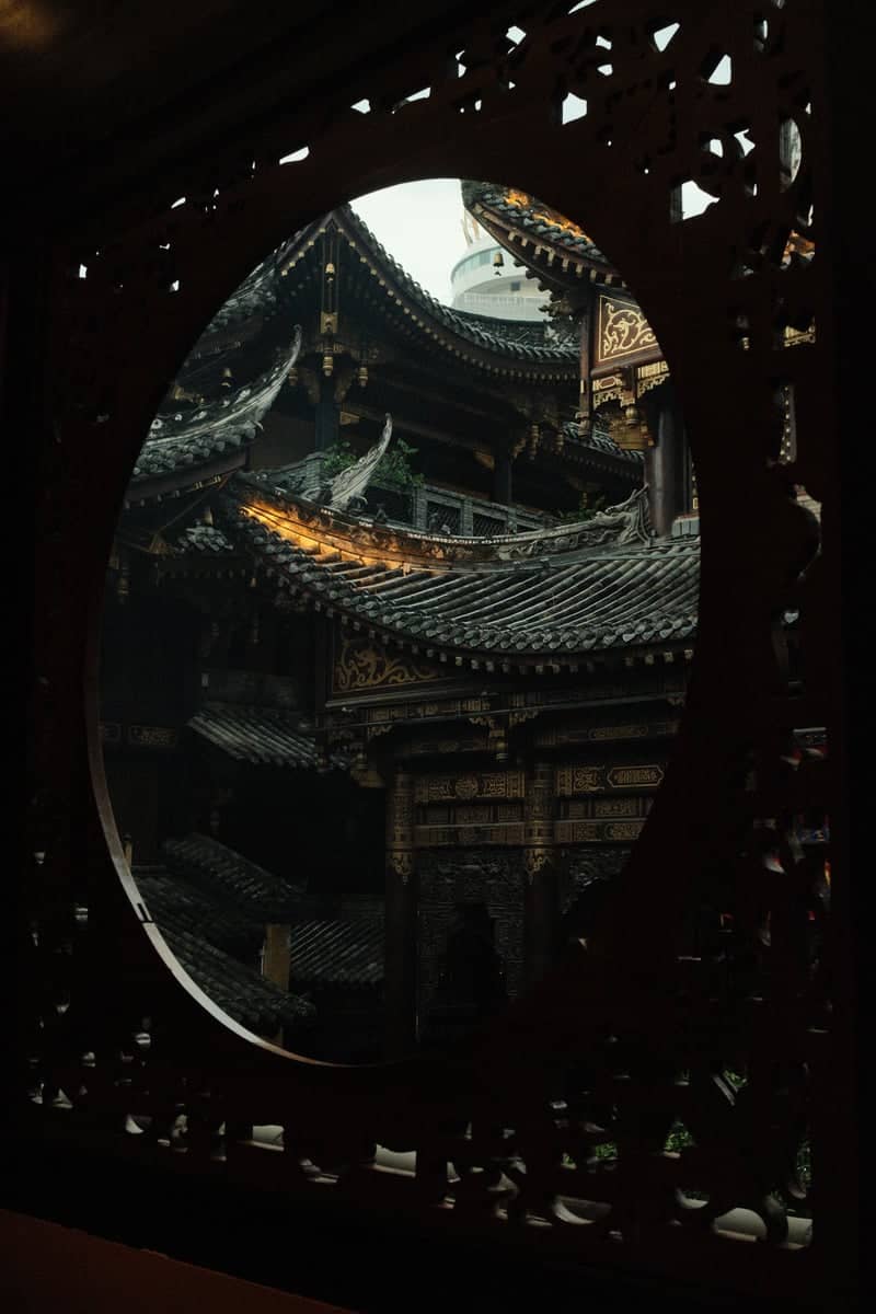 Hongya Cave - Image 1