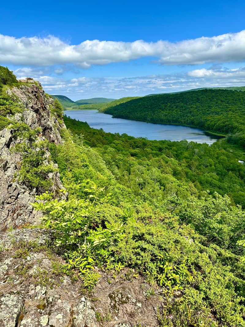 Lake of the Clouds Overlook - Image 1