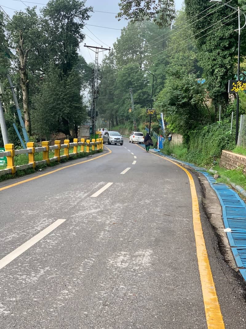 Murree Hill Station Road - Image 1
