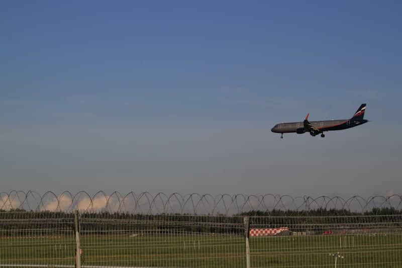 Sheremetyevo Airport Plane Spotting - Image 1