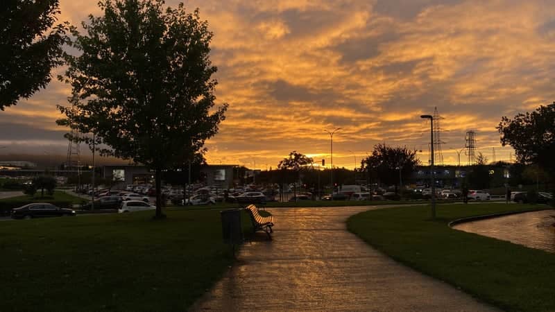 Galaria Park Sunset - Image 1