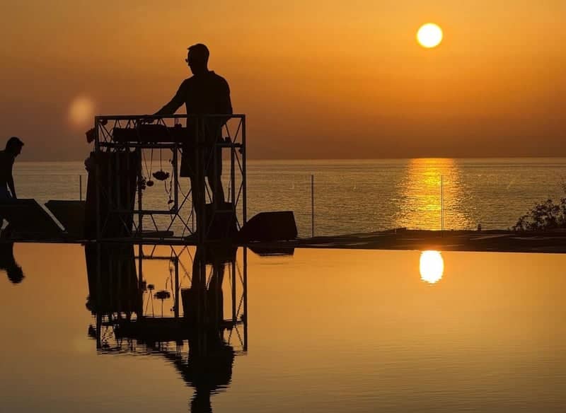 Cefalù Sunset Infinity Pool - Image 1