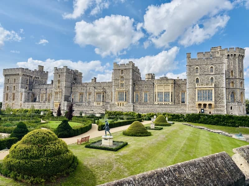 Windsor Castle East Terrace Garden - Image 1