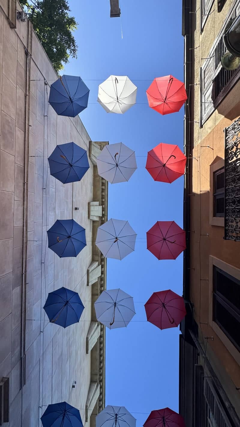 French Quarter Umbrella Street - Image 1