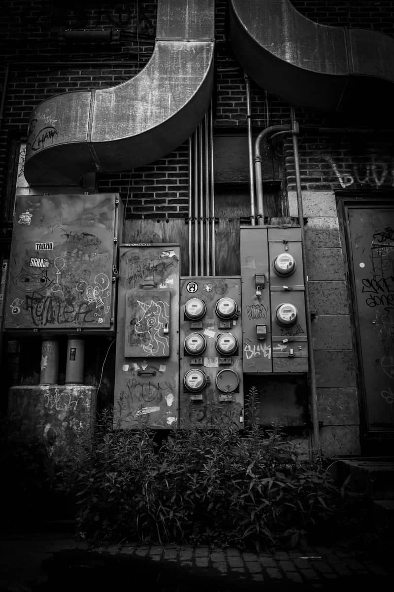 Iowa City Industrial Alley - Image 1