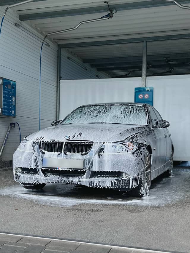 Florstadt Self-Service Car Wash - Image 1