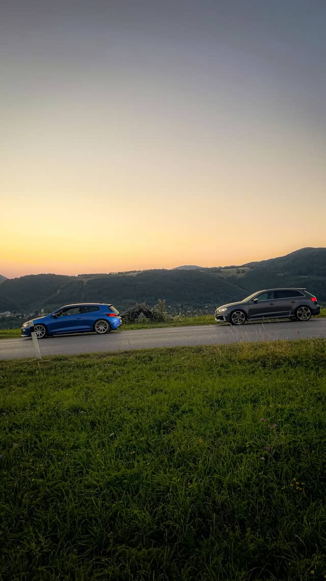 Zliechov Mountain Pass Overlook - Image 1