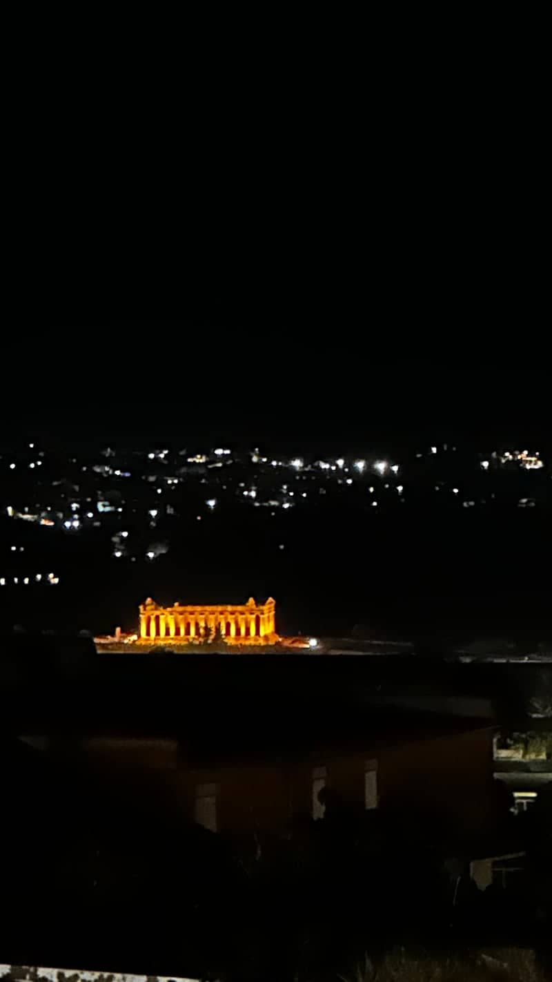 Valley of the Temples Overlook - Image 1