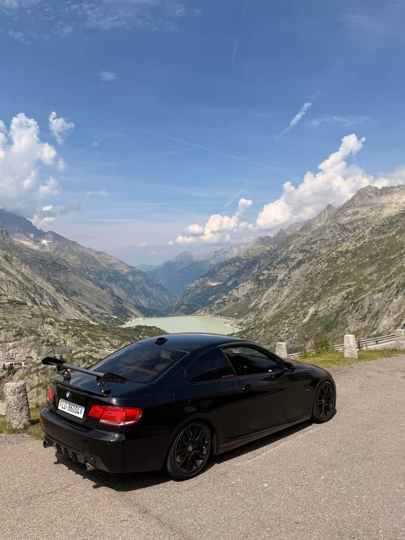 Grimsel Pass Viewpoint - Image 1